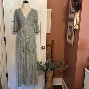 Wishlist Boho sage green lace deep vneck shorts romper M 1/2 sleeve Maxi Dress